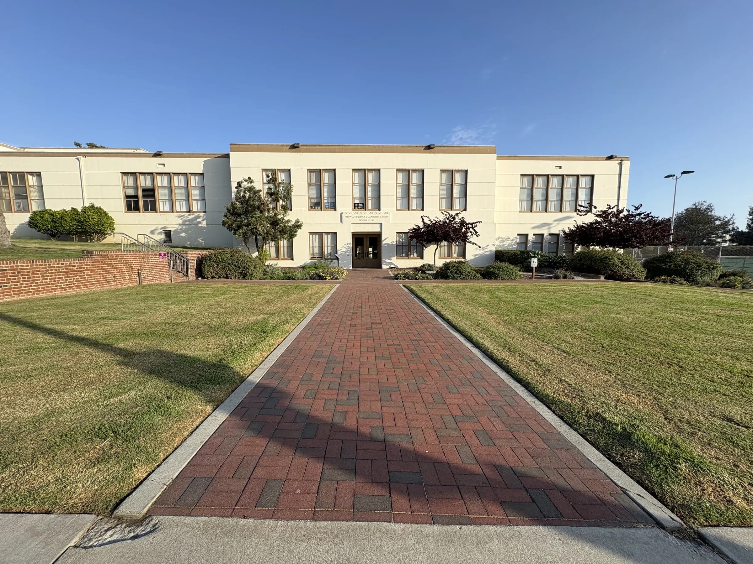 The Hermosa Beach Community Center and its front lawn
