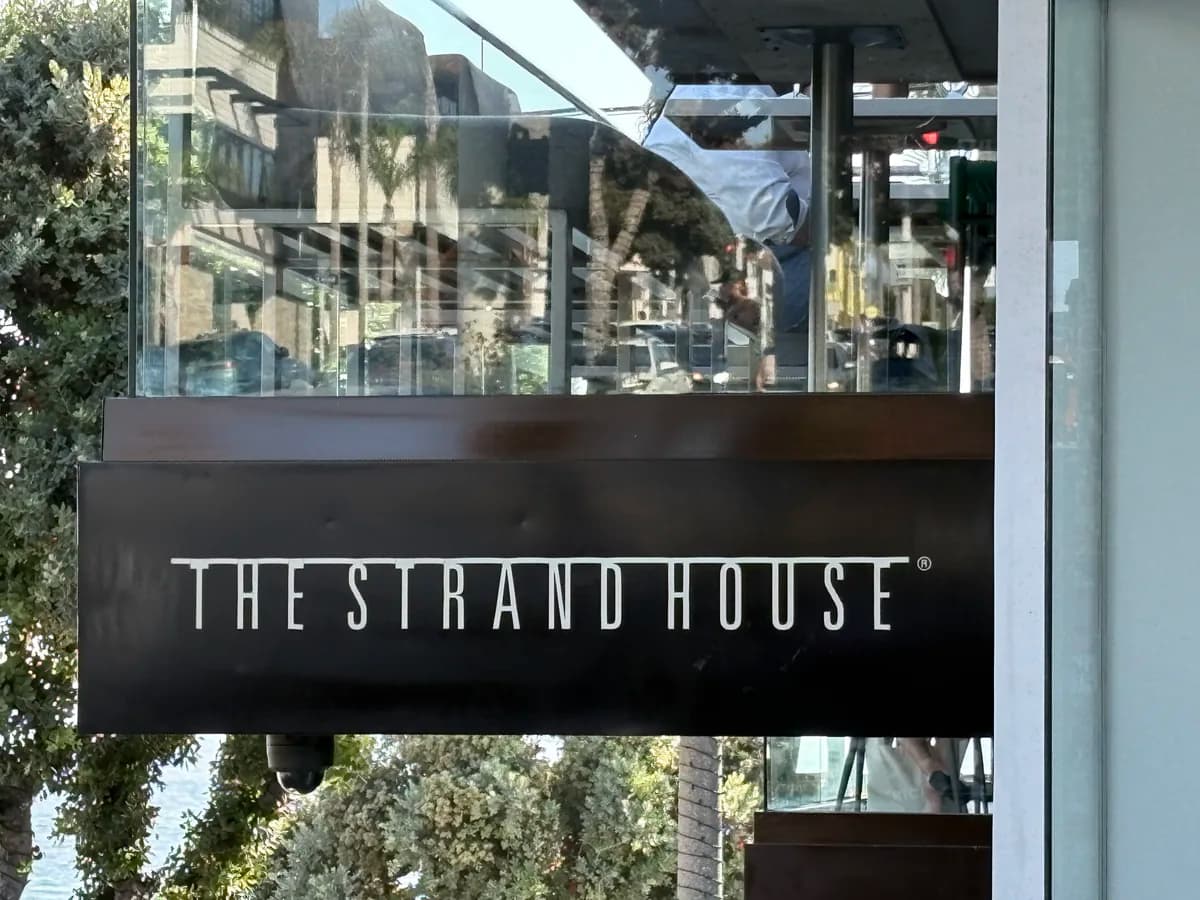The Strand House restaurant entrance in Manhattan Beach