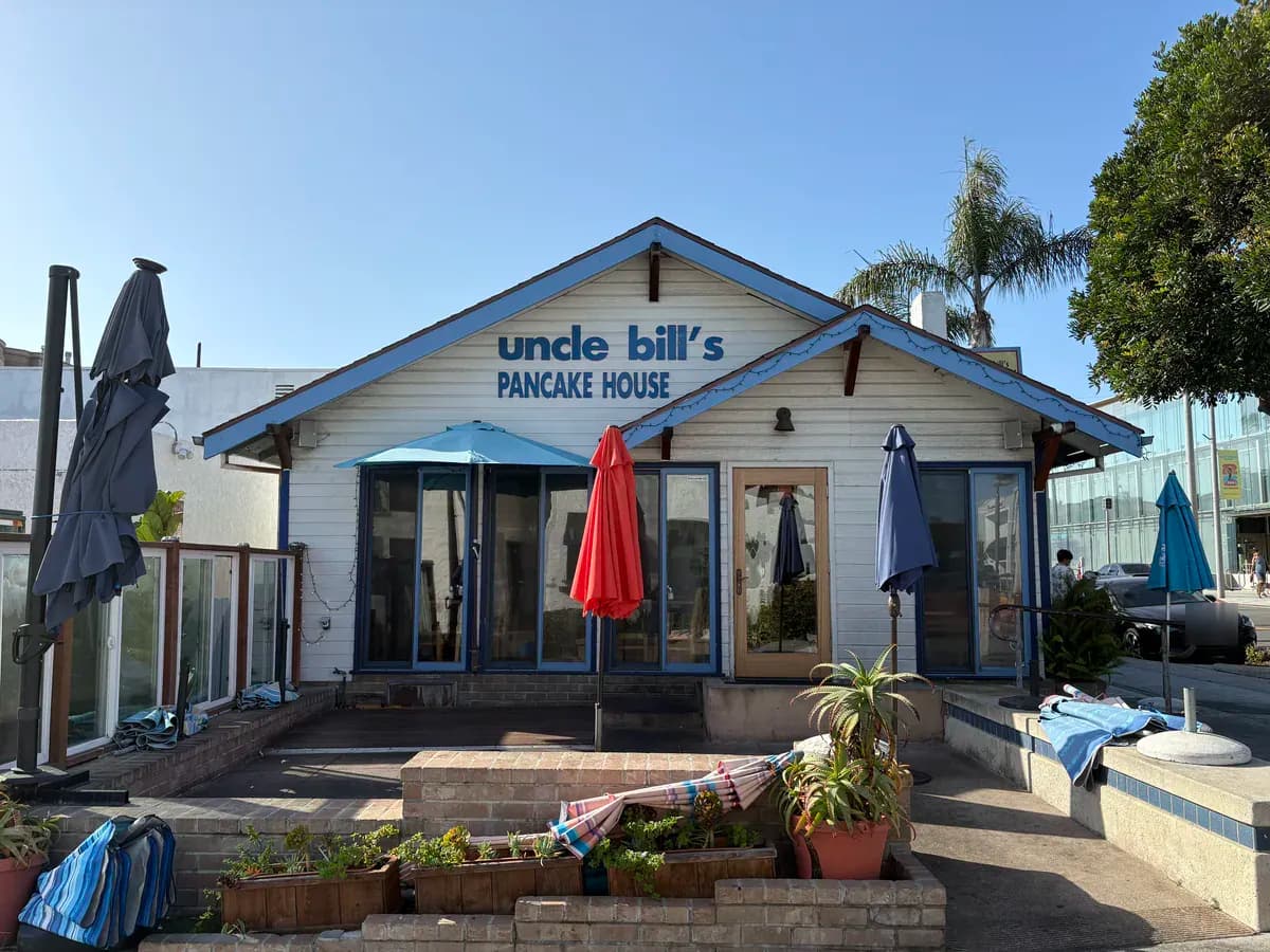 Uncle Bill’s Pancake House exterior in Manhattan Beach